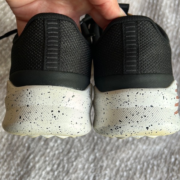 New Balance CUSH+District shoes - women’s size 7.5 - Picture 11 of 11